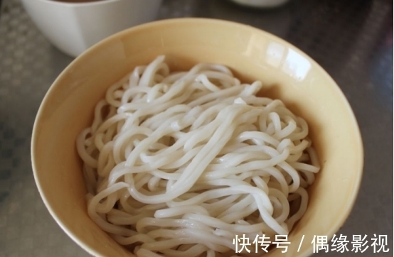 降脂|40岁男子吃素食降脂,血脂飙升,医生:3种“升脂素食”,劝少吃