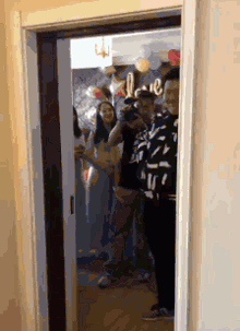 |搞笑GIF图:当你接到放假通知的时候……