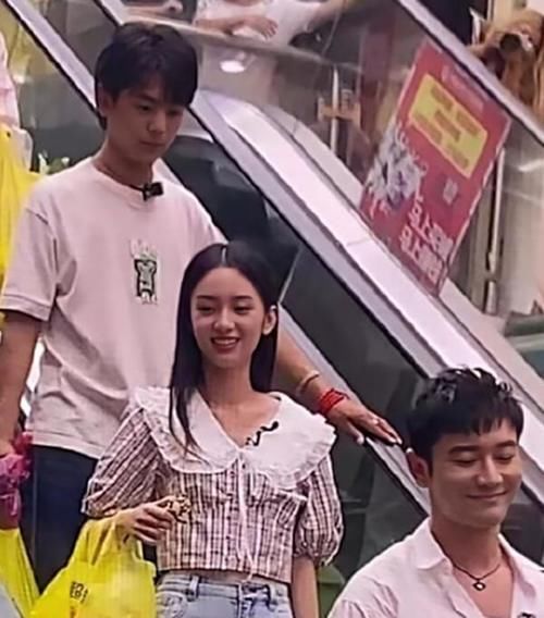 龚俊|中餐厅5桂林录制,檀健次姚安娜等嘉宾同框,全程却不见龚俊身影