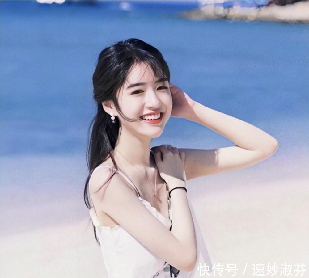 仪态|普通女生有这4个特征,就是别人眼里的“第一眼美女”