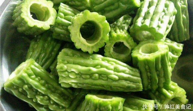  喜欢|苦瓜5种最好吃的做法，每种都简单美味，看看你喜欢吃哪种