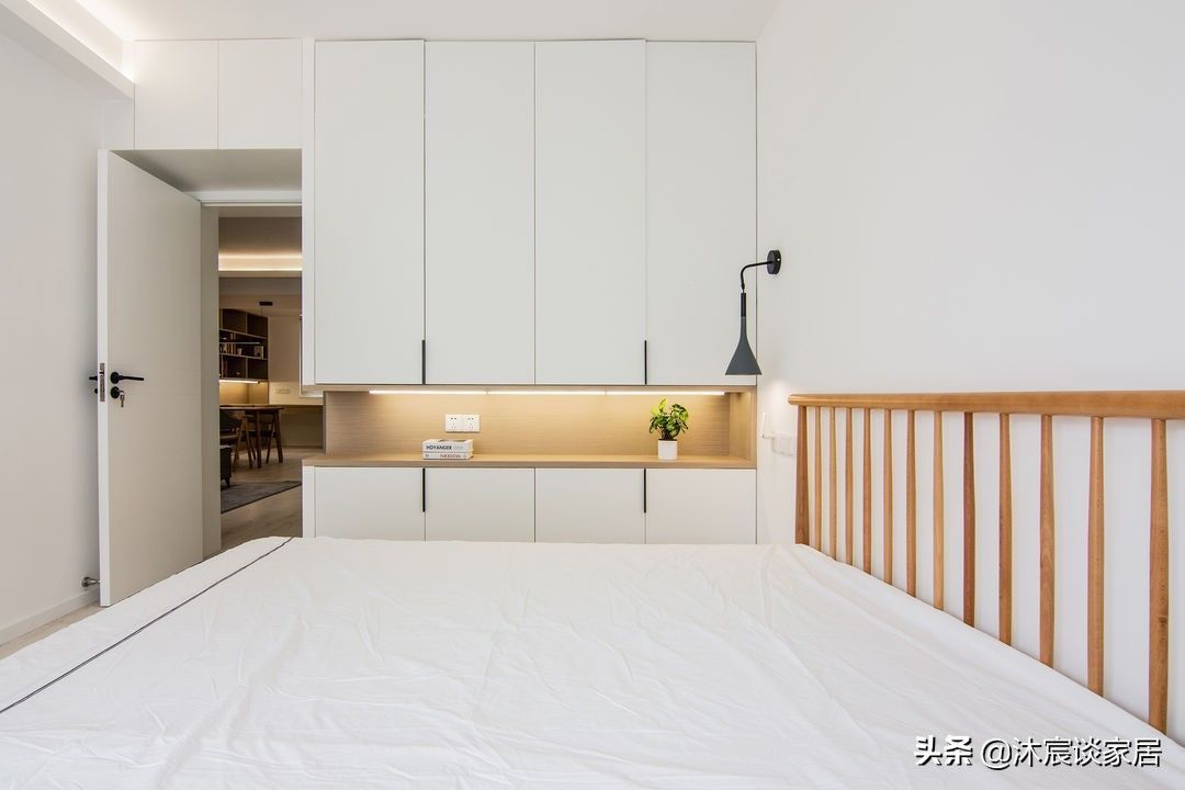 书房|真心佩服这对夫妻,改造破旧二手房,让室内大放异彩,实在太牛了