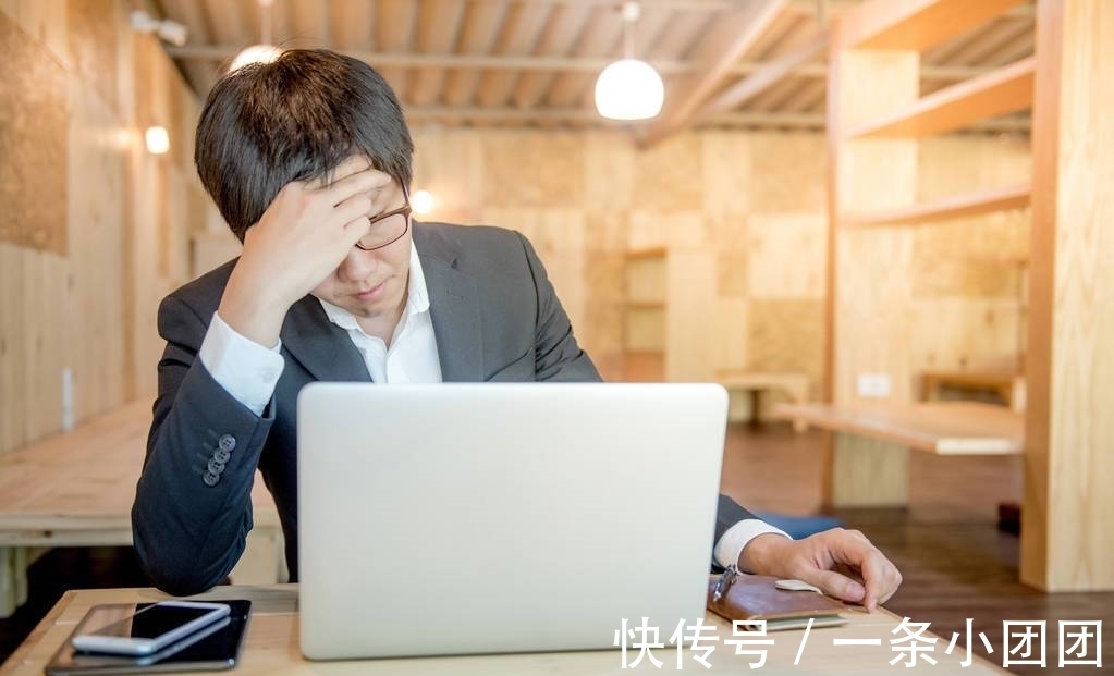 职场人@年度书单盘点:优秀职场人必看的8本书,快列入2022年书单库吧!