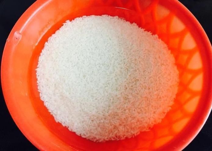 喜欢吃发糕别再买了,直接用大米做,30分钟出锅,孩子能连吃3块