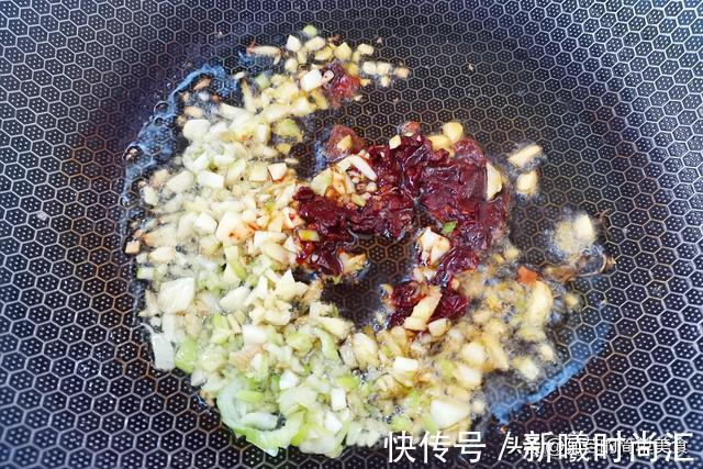 鸡肝|这道平价美食，真的很实惠，据说多吃对眼睛有好处，非常棒