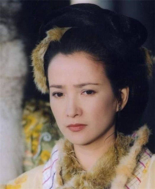 少林俗家弟子#她是唯一演全四大名著的人,因太美在车站被发掘,今57岁依然很美