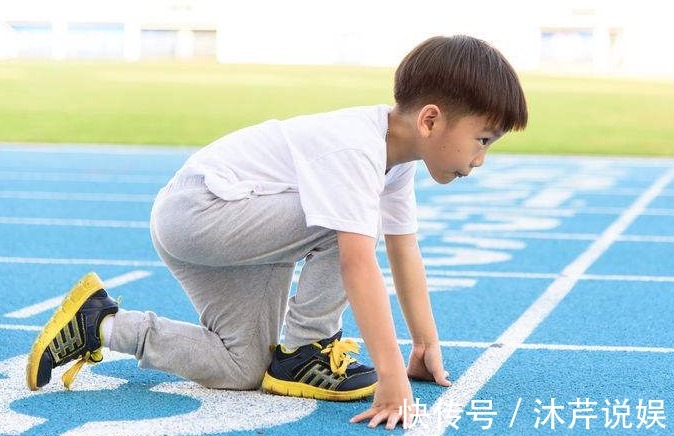 脾胃|4岁女孩“喝水”进了医院,医生3个时间段别给娃喝水,易积食