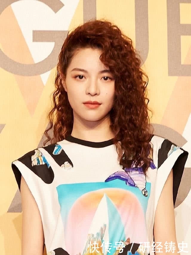 女人不管多大年纪,这4种“发型”再流行也别剪,丑得像杀马特!