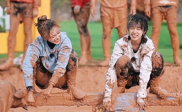 才刚回归《奔跑吧》就被骂 是内娱玩不起还是宋雨琦不守规则?