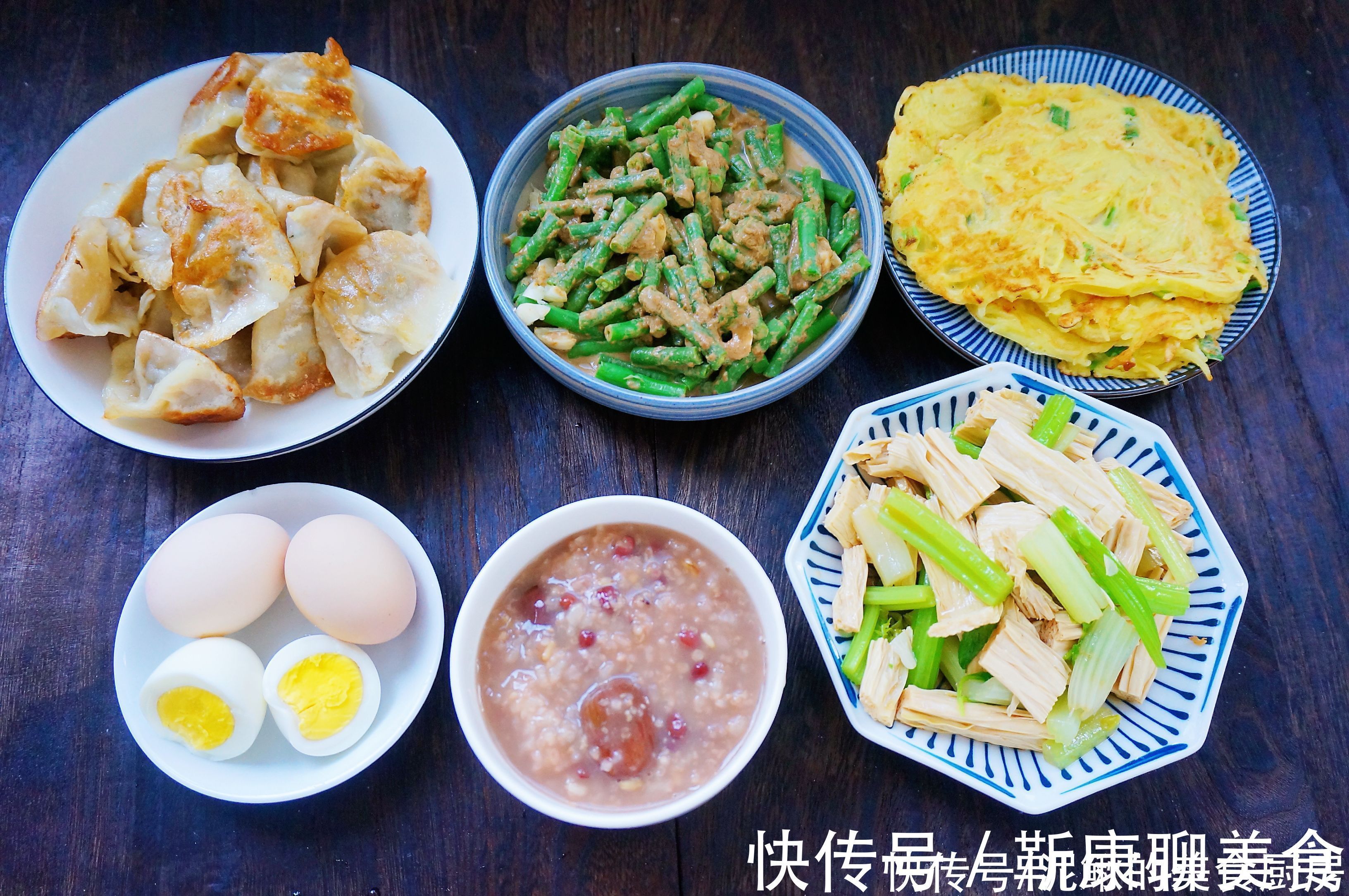 晒晒我家小学生的早餐,一周不重样,营养丰富,网友:这是亲妈