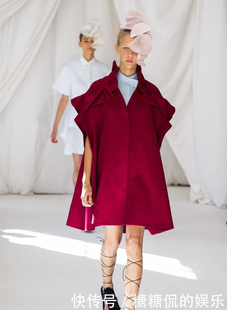 粉红色|枣红色太老气?那是你没搭好,配桔色优雅又明媚