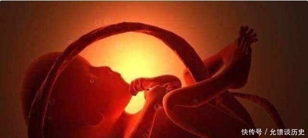 孕晚期|成年人在水里会呛,为啥胎宝宝却能在羊水里待40周?原因是这样