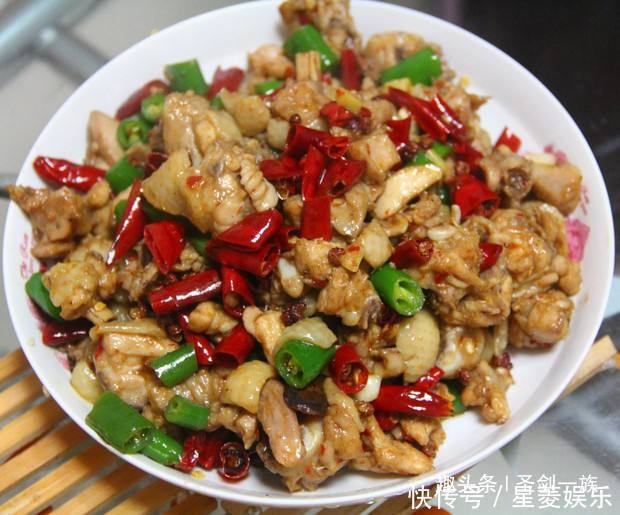  一辈子吃不腻的4道家常菜，谁做都好吃！尖椒炒肉丝.辣子鸡丁