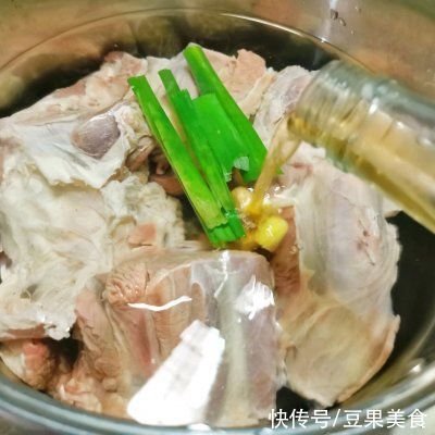 牛肉|红遍街边的美食——一碗卤牛肉面