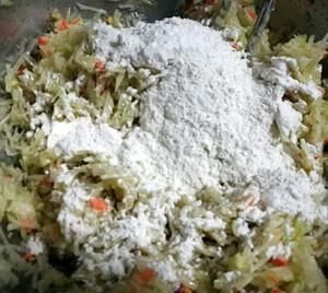 萝卜丸子怎么做好吃，教你一招，香脆酥软，一口气能吃一盘！