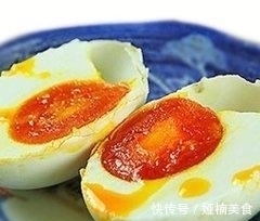 美味|咸鸭蛋好处多,美味也要悠着点!
