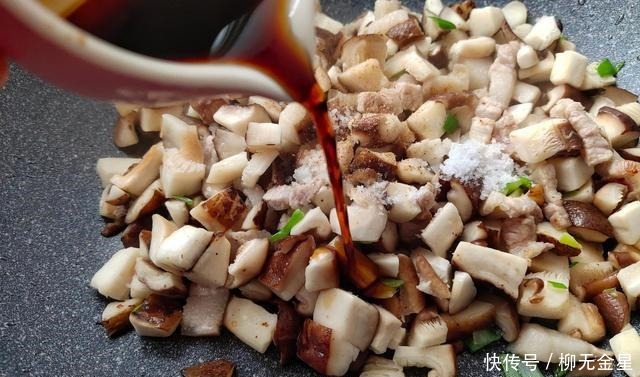 冬天,多给老人孩子吃这菜,价格是贵了些,但营养极高,对骨骼好