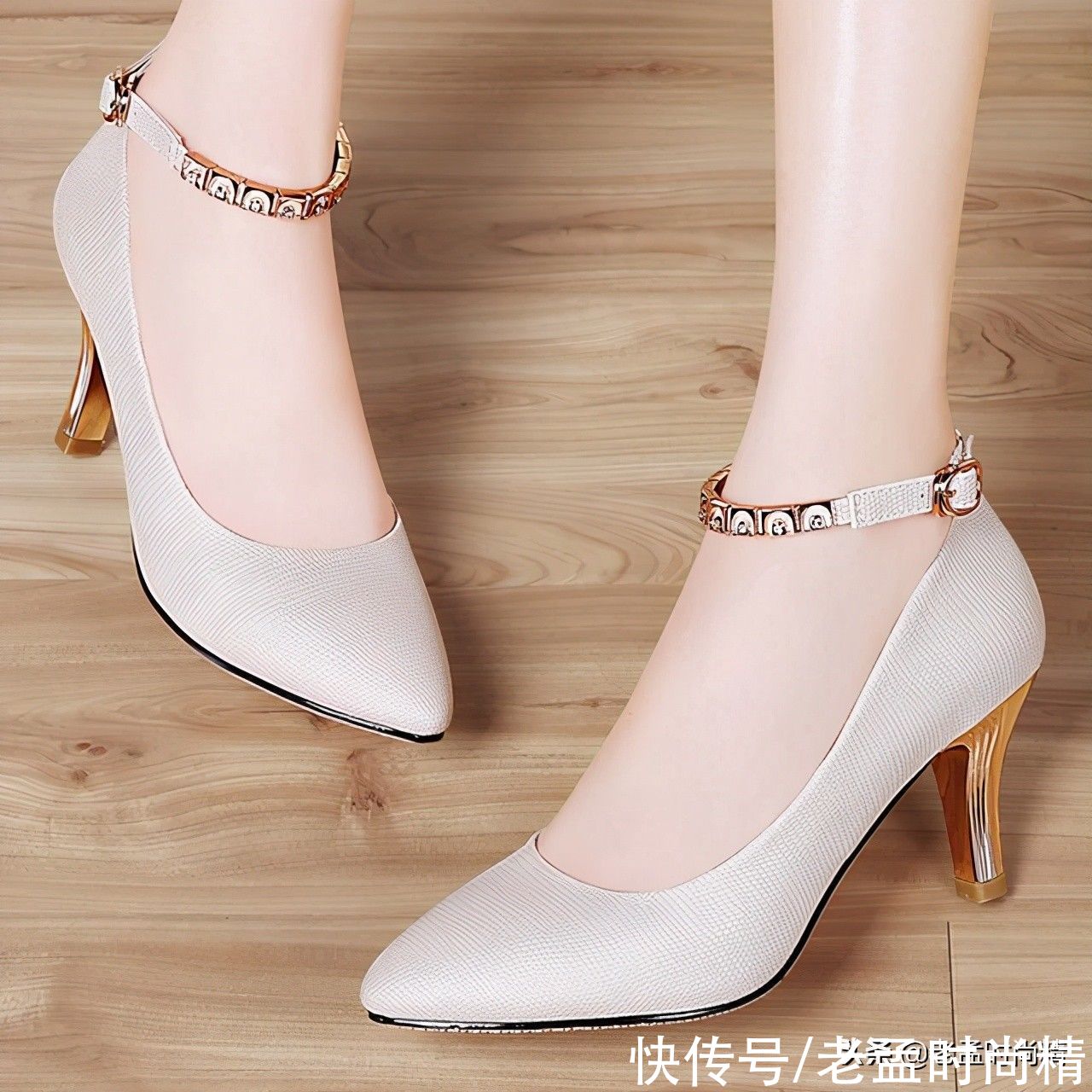 单鞋|尖头细跟高跟鞋，穿上它如履平地的舒适，表现洒脱不羁的魅力