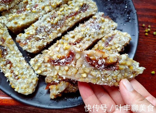 加料|夏天记得多买它吃，泡一泡，加料铺在碗里蒸一蒸，吃着甜糯又清香