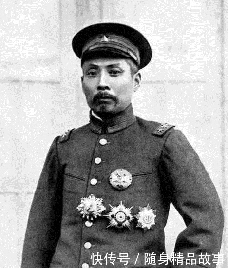 样子|70厘米长,日本人为啥要把胡子弄成这个样子