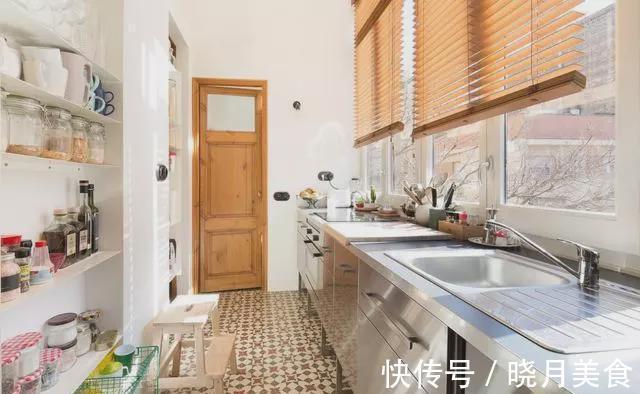 地砖|晒她68平小户型,铺7种地砖,做40公分双开门!一进屋舍不得走了