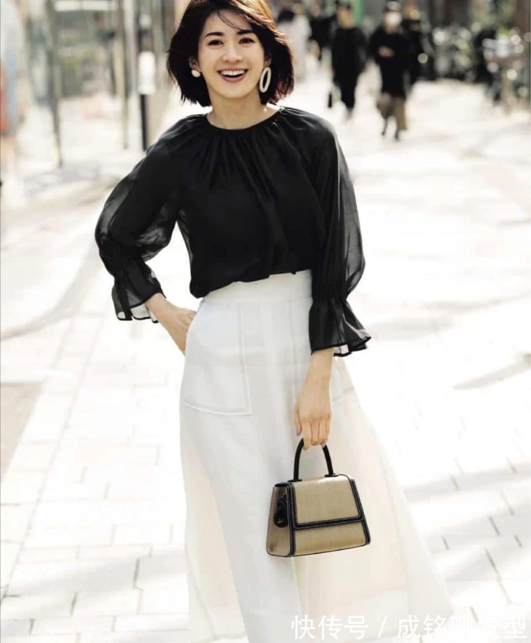 皮裤|无需刻意装嫩,照着这几位博主的穿搭打扮,40岁也能美出新高度