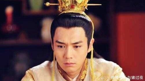 皇帝|皇帝正在吃饭，在米饭中发现沙子，悄悄地对宫女说了12个字！