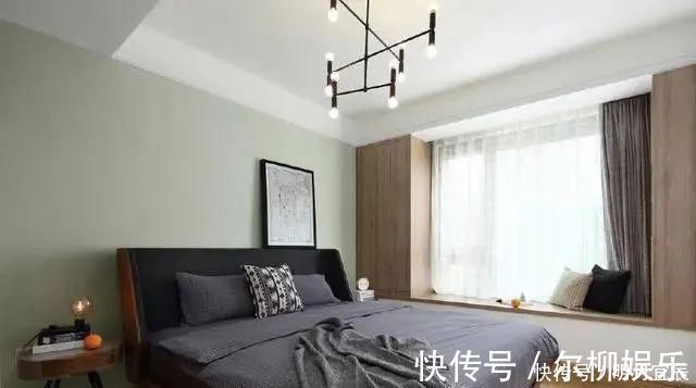 定制|你家飘窗用来堆杂物太浪费了,看看别人家是怎么装修的