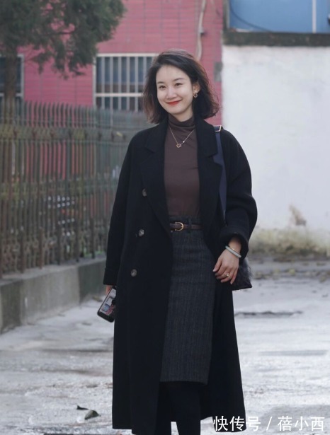 解析 穿衣小白有救了!气质女人的“大衣穿搭”解析,让你瞬间变时髦精
