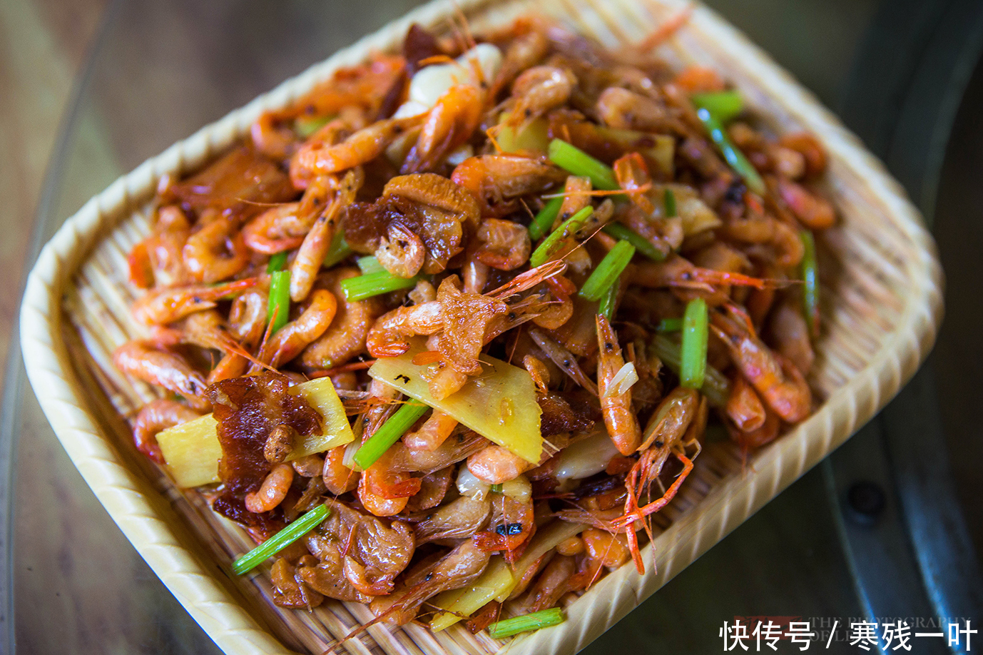 海南|海南特色网红农家菜,一桌十二道菜1200元,你觉得怎么样?