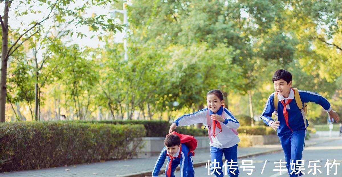 dn儿科主任教你2个习惯改善脾胃虚弱,积食好了,孩子还能长高个