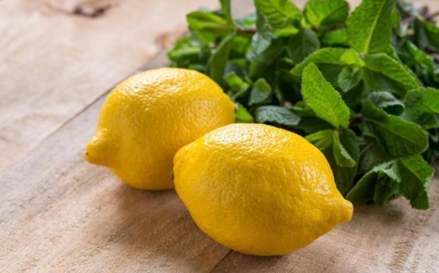 水果|肺结节能预防吗医生建议尽量多吃这3种水果，肺或感激你