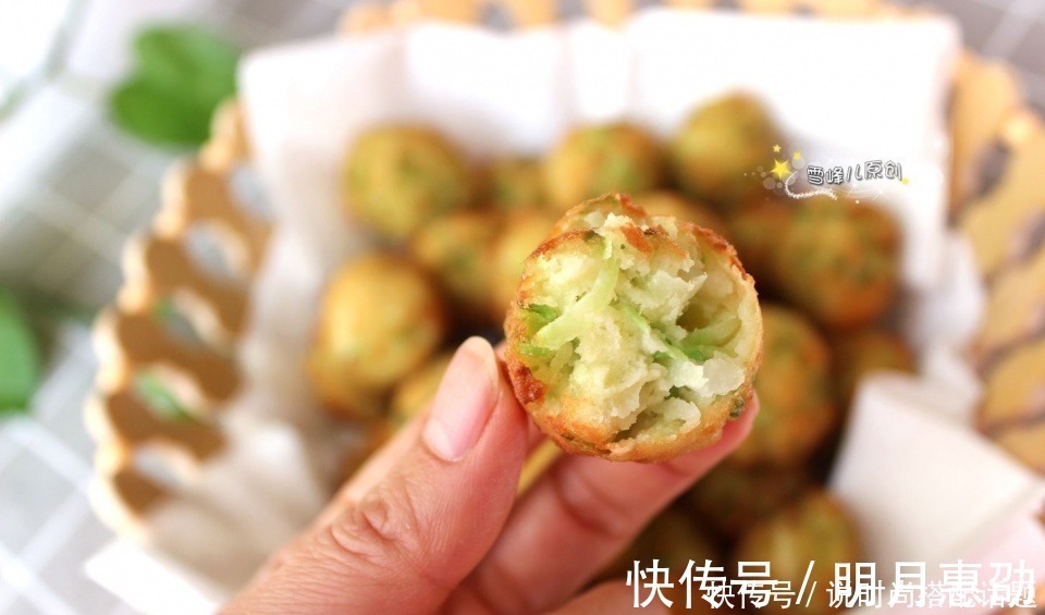 小人参|做萝卜丸子不用淀粉不用面粉，加它外酥里软不发硬，做一盆都吃光