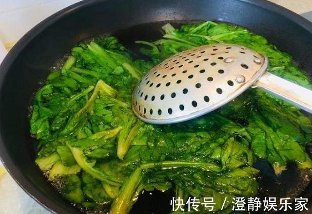 没焯水就不能吃的4种蔬菜，以后可别再直接丢下锅，吃了肠胃不适