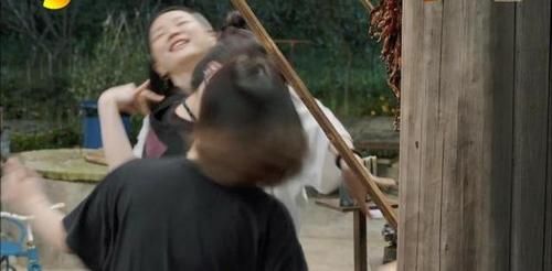 金婧|《向往的生活5》之金婧和刘胜瑛:缺乏逻辑的强行搞笑,是真闹腾