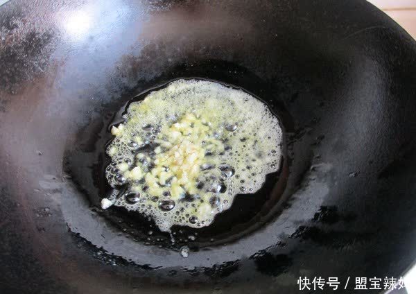 纹理|建议：家里若是不差钱，少吃土豆南瓜，多吃这菜，应季而食才健康