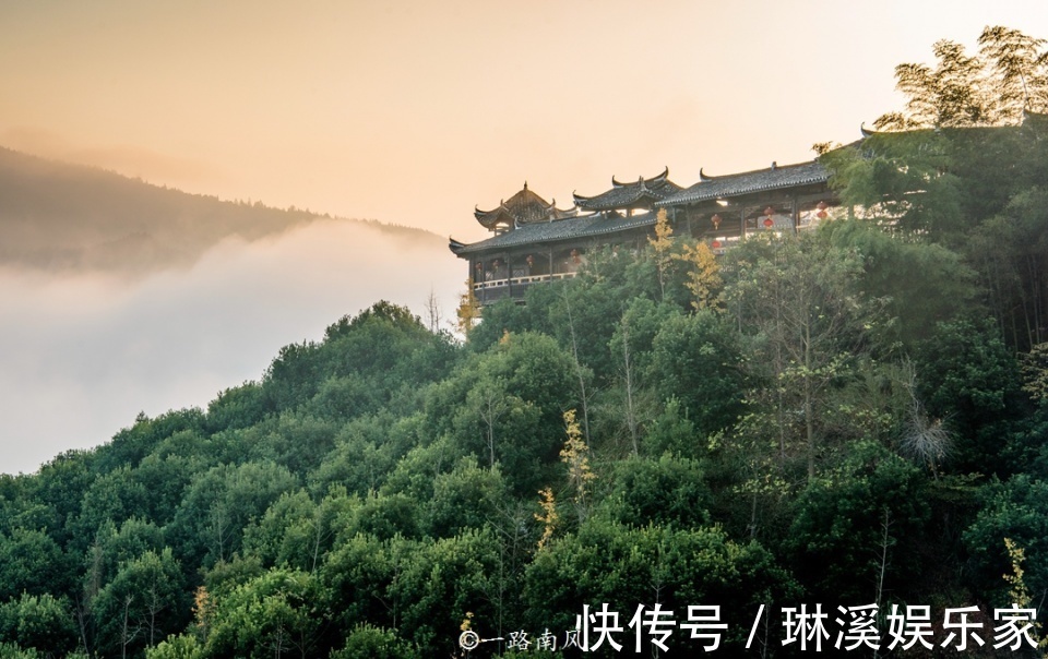 湖南最仙的地方,烟雾缭绕好似天上瑶池!