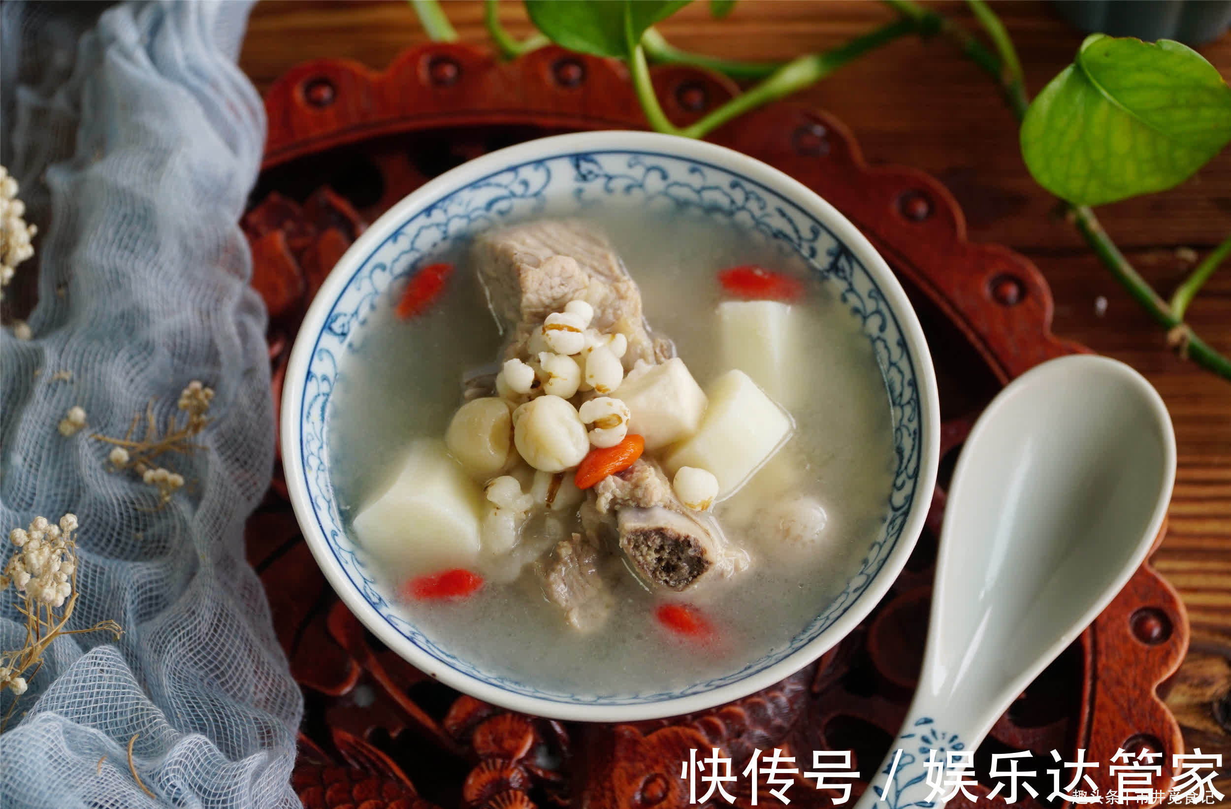 舒坦度|推荐8道适合秋天的汤，有荤有素，合理“贴秋膘”，安稳舒坦度秋