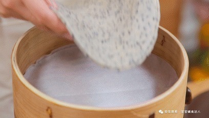 面粉里加1碗黑芝麻！1次能做十多个，包子也没有它香