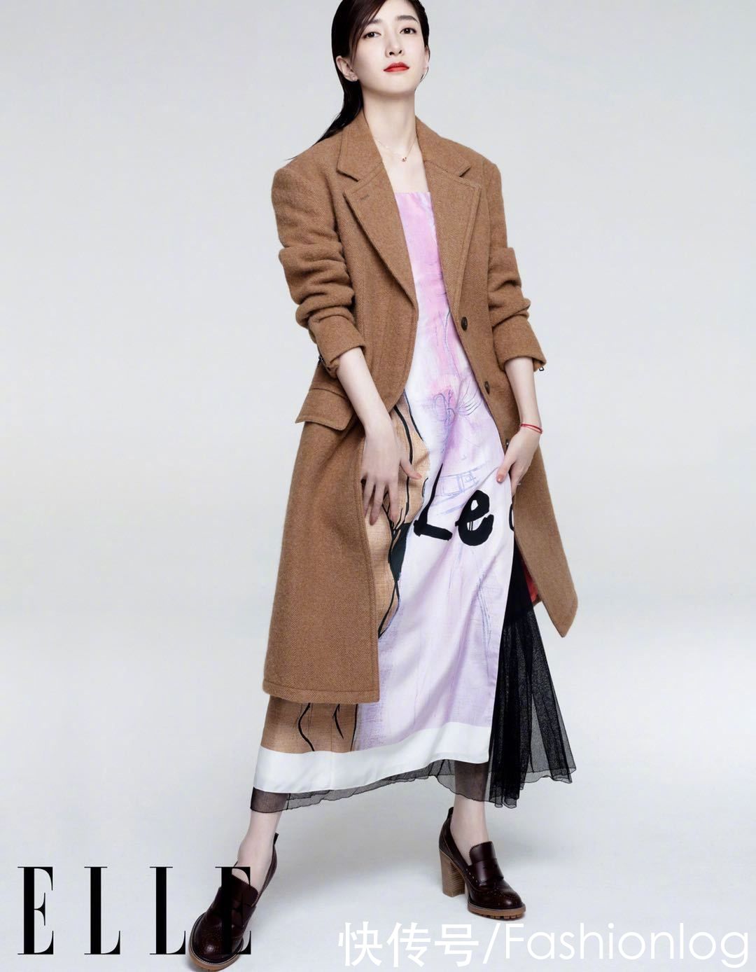 降温突袭，寒风中瑟瑟发抖？毛呢大衣穿起来，时尚又保暖