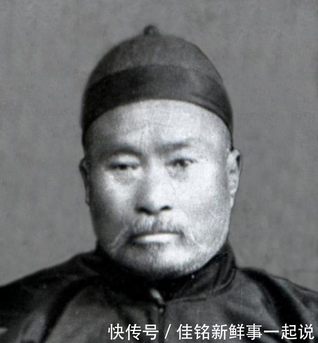 傅剑秋$中年隐退江湖做起看门人,他尊守师命不收徒,真正武术的集大成者