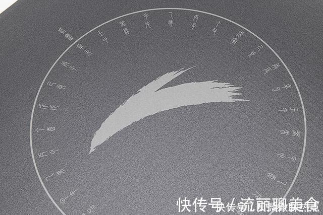 鞋盒 售价直追Yeezy市值超过Adidas,这家国产鞋厂要放大招