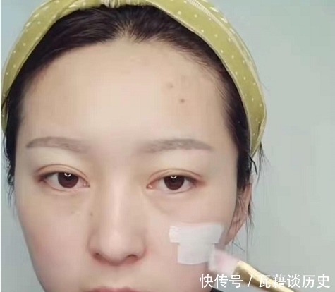 大佬自创“假面妆”，本以为是特效，看到最后：对不起，打扰了！