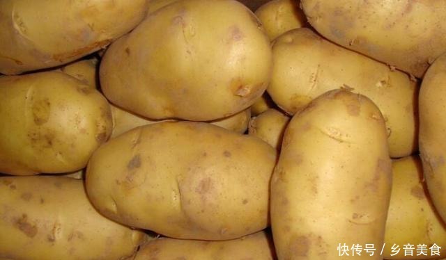 开胃|冬天,吃萝卜白菜不如吃它,维C是苹果10倍,锅中一焖酸甜又开胃