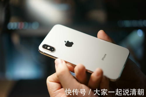 iphone se|苹果手机虽好但不要乱买，这3款买完就后悔，一定要慎重！