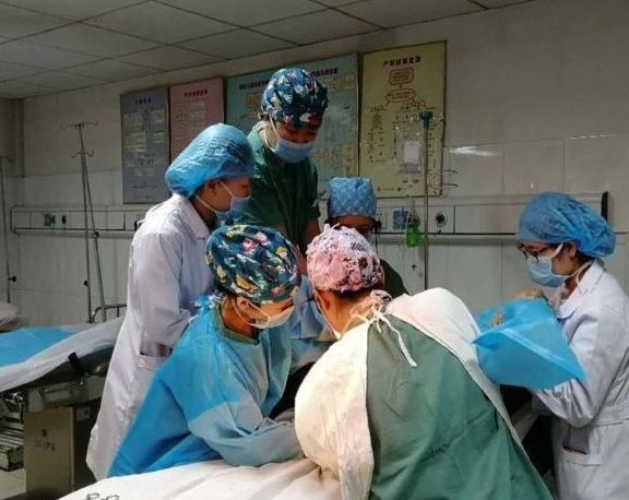 鉴定|怀孕8个月,老婆就生下了宝宝,丈夫:这是亲生的?