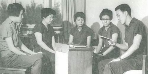 游泳|60年代世界冠军,晚年自愿住进养老院,72岁在除夕夜凄凉离世