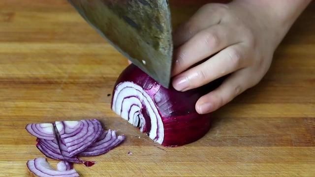 早餐别老一套了，大白菜加3个鸡蛋，营养解馋，全家都爱吃