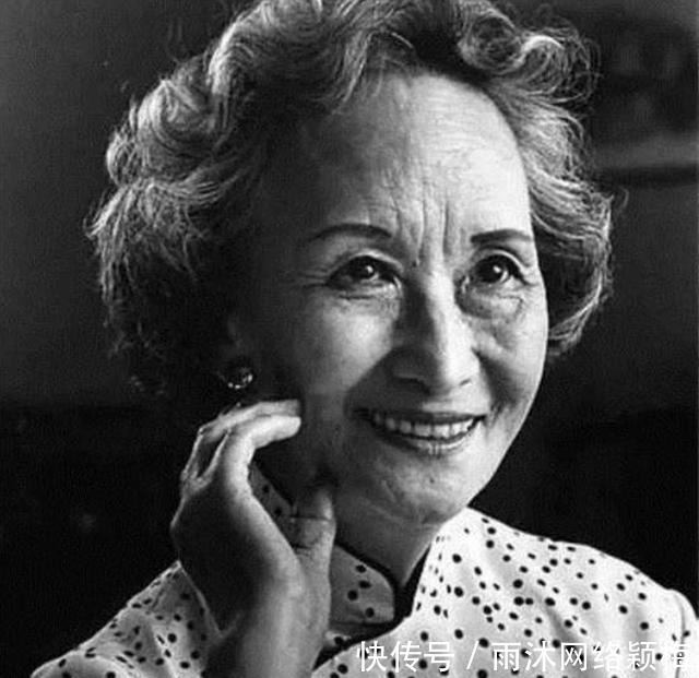 郭婉莹:住7平方米小破屋,穿旗袍喂猪、扫厕所,也能苦中作乐