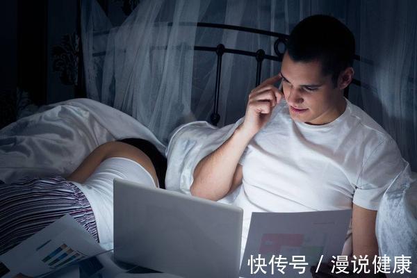 皮肤 熬夜加速长白发?双十一各种抢的背后:或许是身体付出哪些代价?